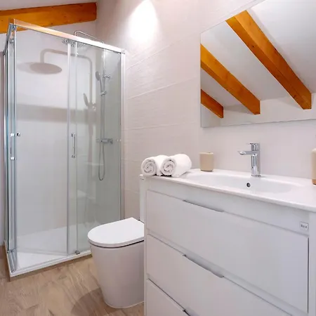 Genteel Plaza Del Realejo